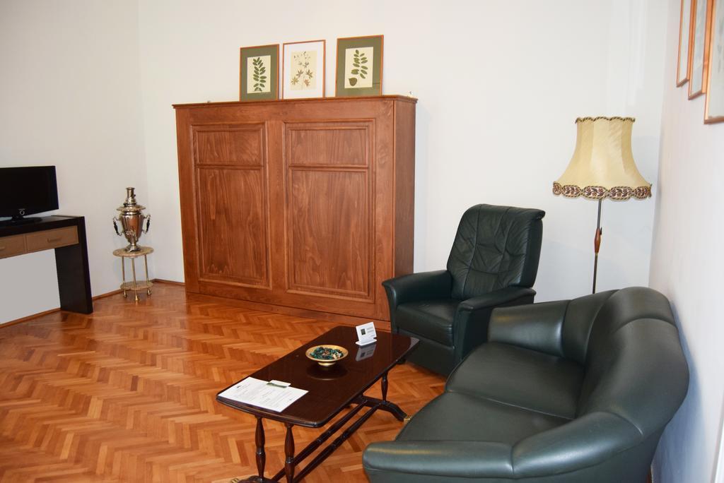 Contessa Apartment Cluj Napoca ภายนอก รูปภาพ