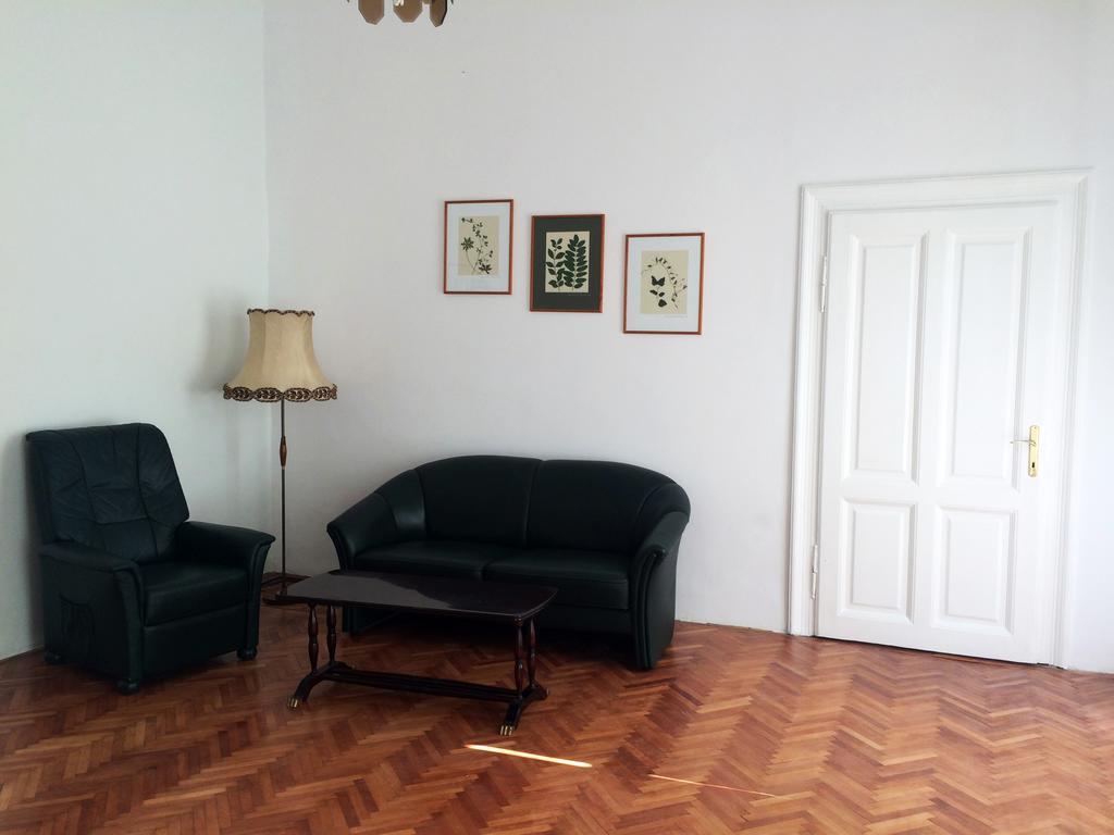 Contessa Apartment Cluj Napoca ภายนอก รูปภาพ