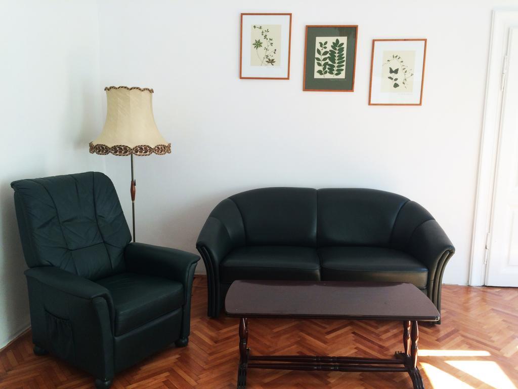 Contessa Apartment Cluj Napoca ภายนอก รูปภาพ